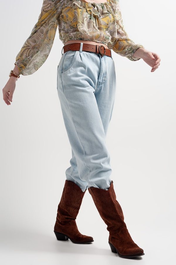 High Rise Slouchy Mom Jeans in Lightwash Online Sale - Image 4